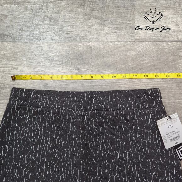 Liz Claiborne Career Petite Pull On Skirt Size PS - Picture 3 of 5